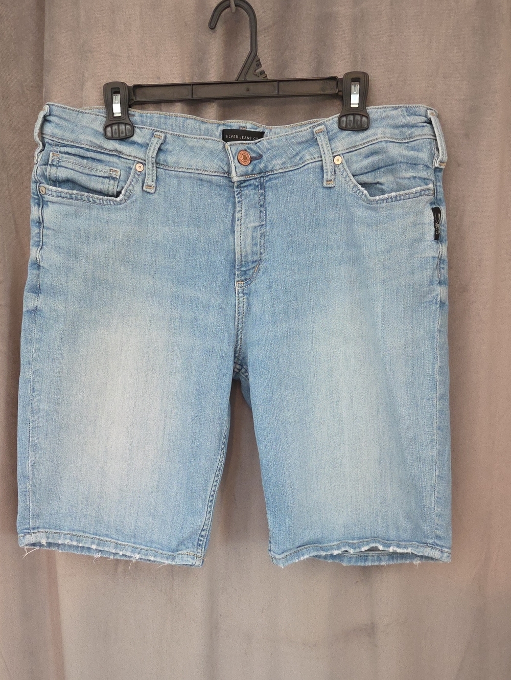 Silver Jeans Light Wash Men's Size 35 Denim Shorts